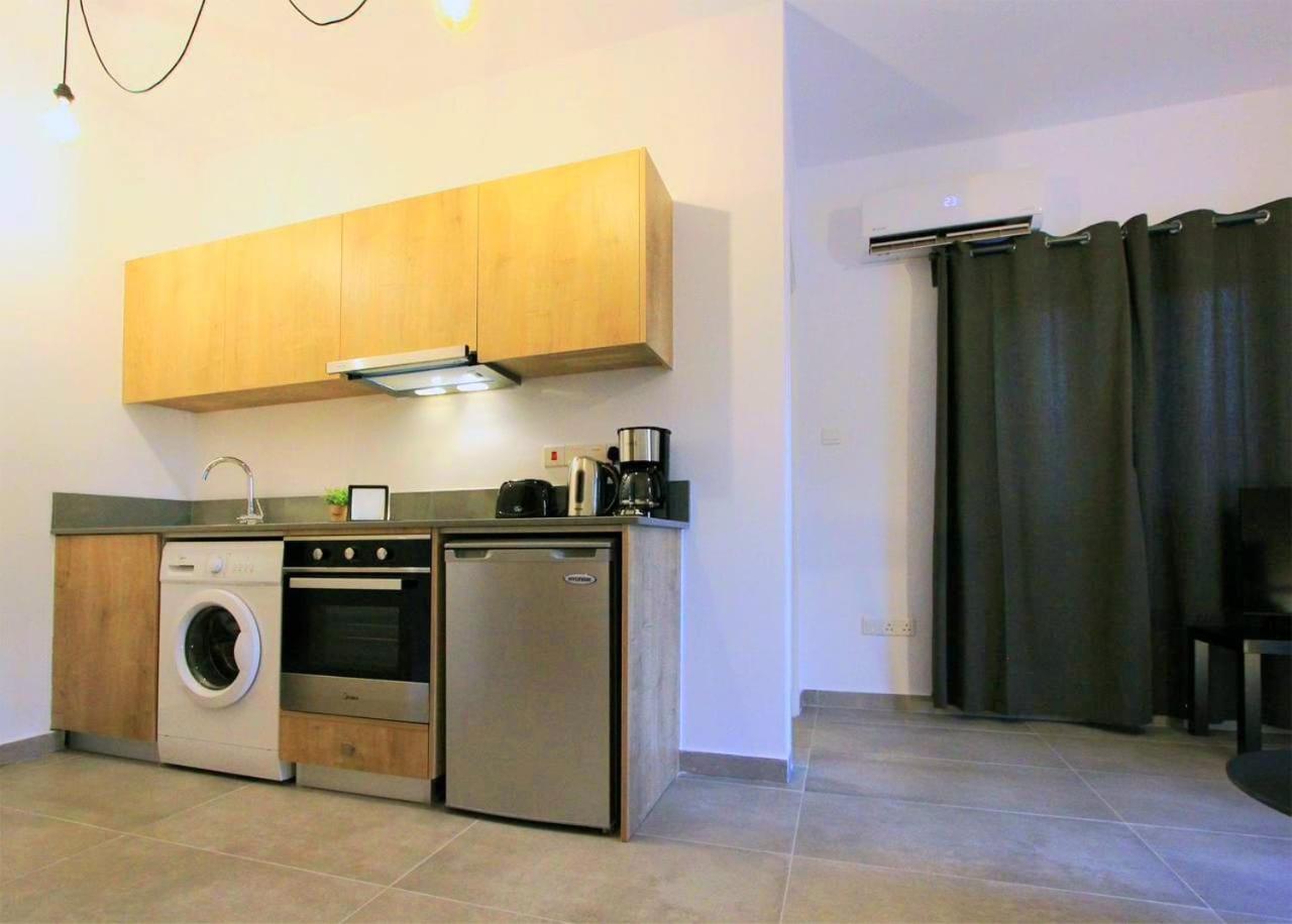 Papadavid Apartments Пафос Екстер'єр фото
