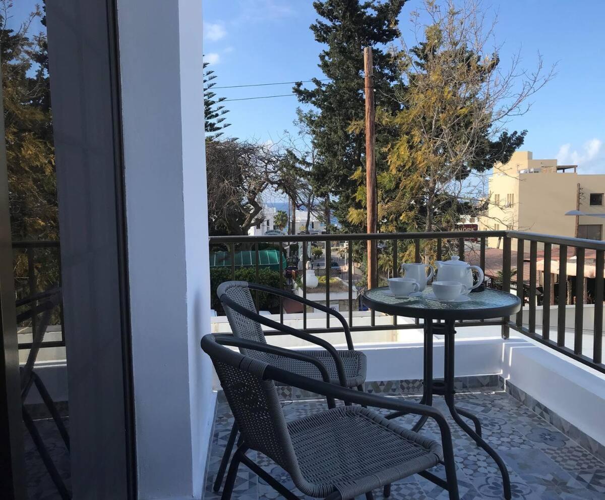 Papadavid Apartments Пафос Екстер'єр фото