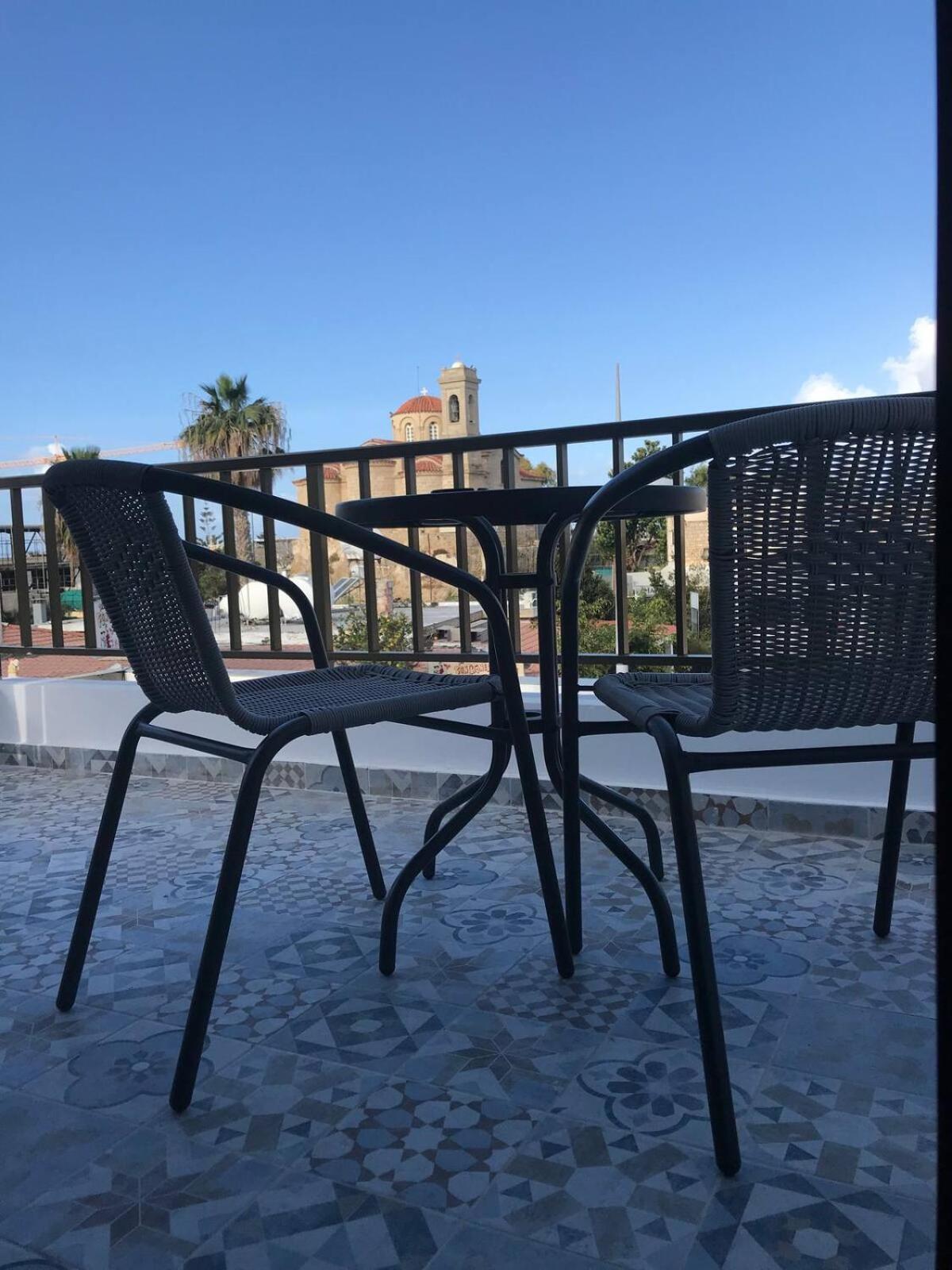 Papadavid Apartments Пафос Екстер'єр фото